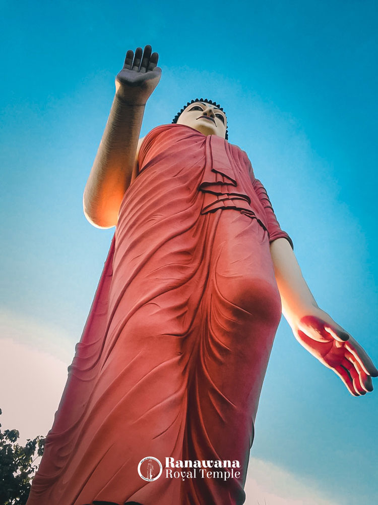 ranawana-raja-maha-viharaya-tallest-statue